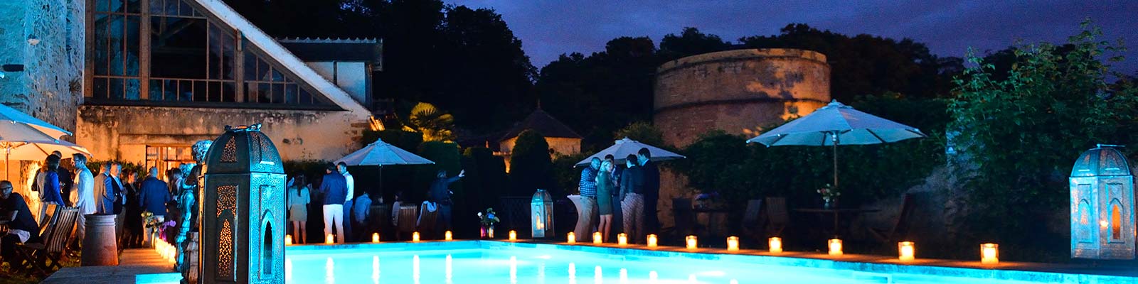 pavillon et piscine séminaire d'entreprise